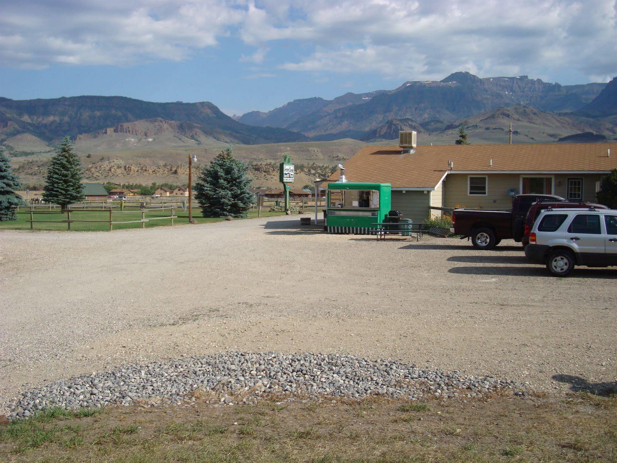 Green Creek Inn And Rv Park Wapiti Exteriér fotografie